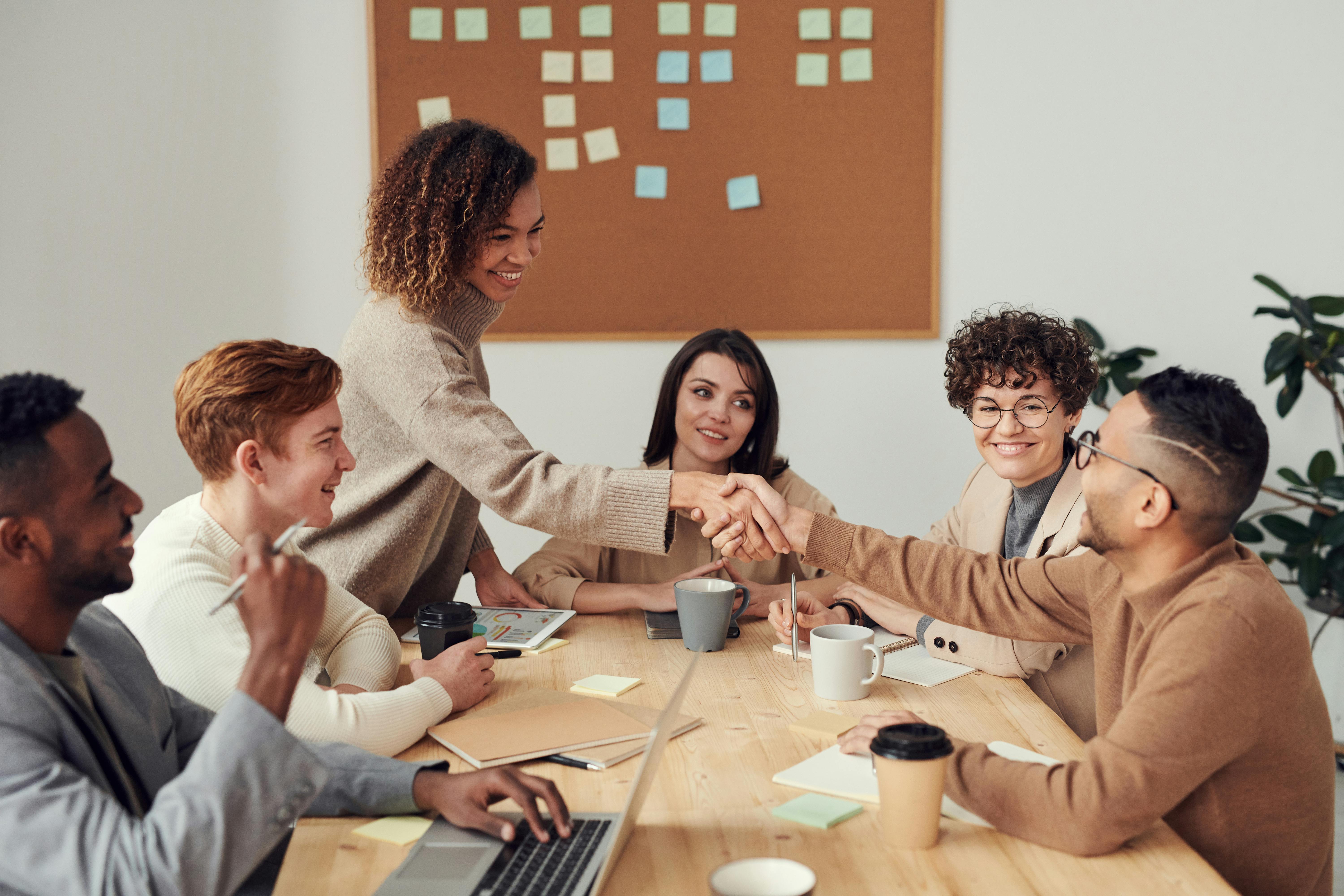 7 Proven Tips to Thrive as a Successful Software Reseller in 2026